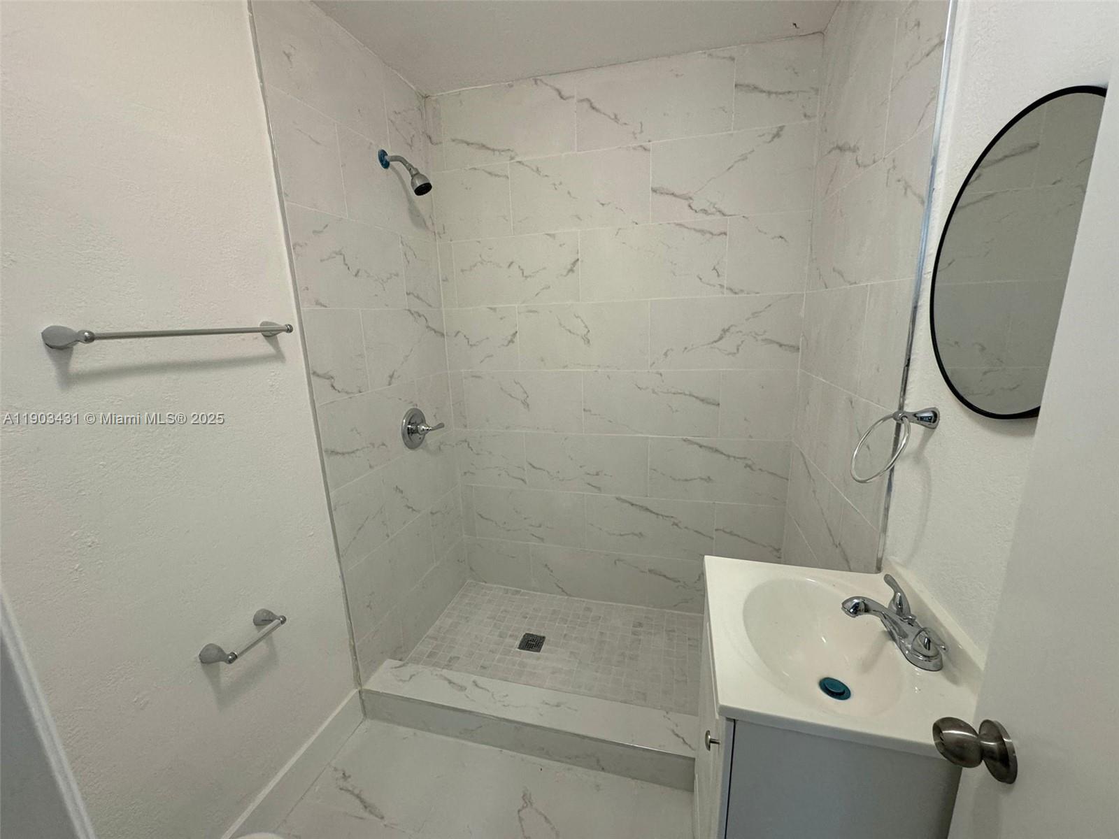 NORMANDY PARK - Residential Lease