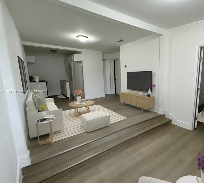 NORMANDY PARK - Residential Lease