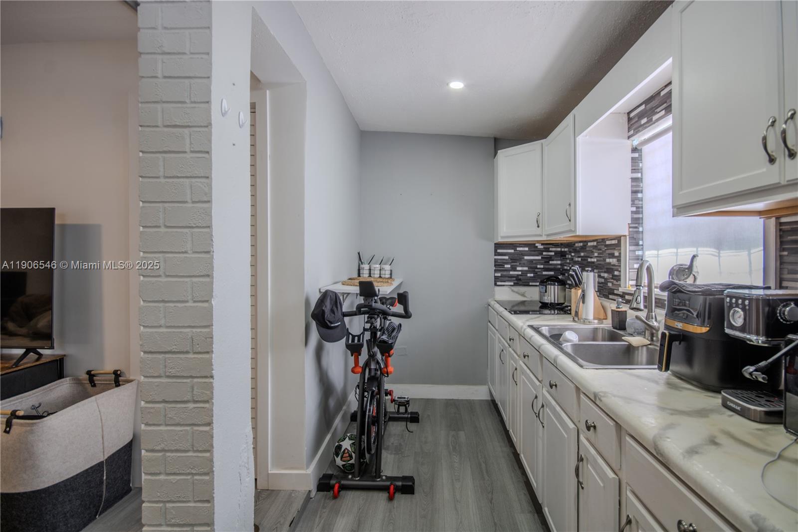 PINE AIR 3 - Residential