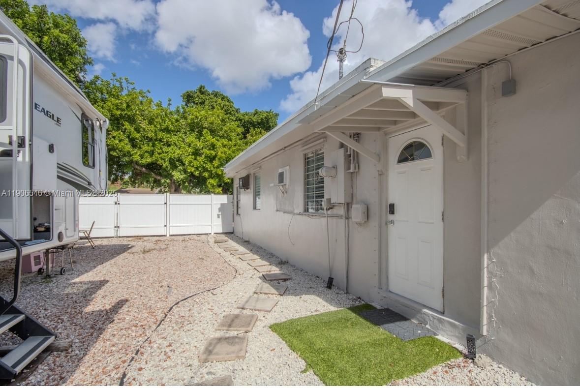 PINE AIR 3 - Residential