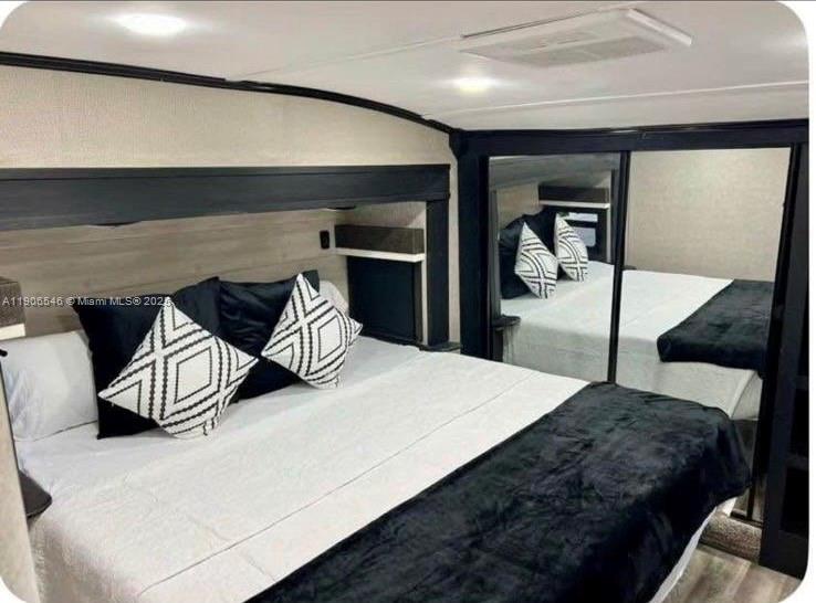 PINE AIR 3 - Residential