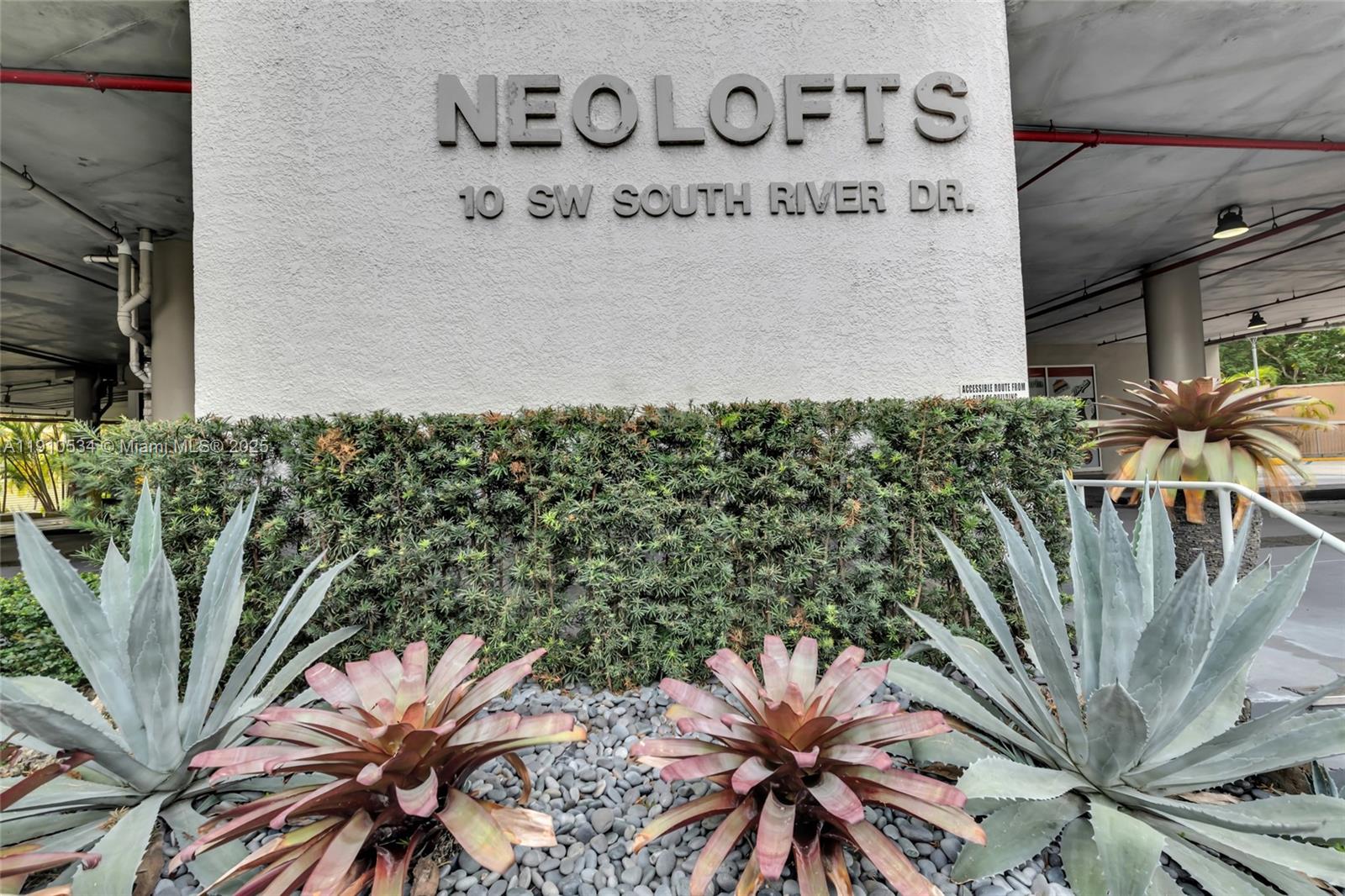 NEO LOFTS - Residential