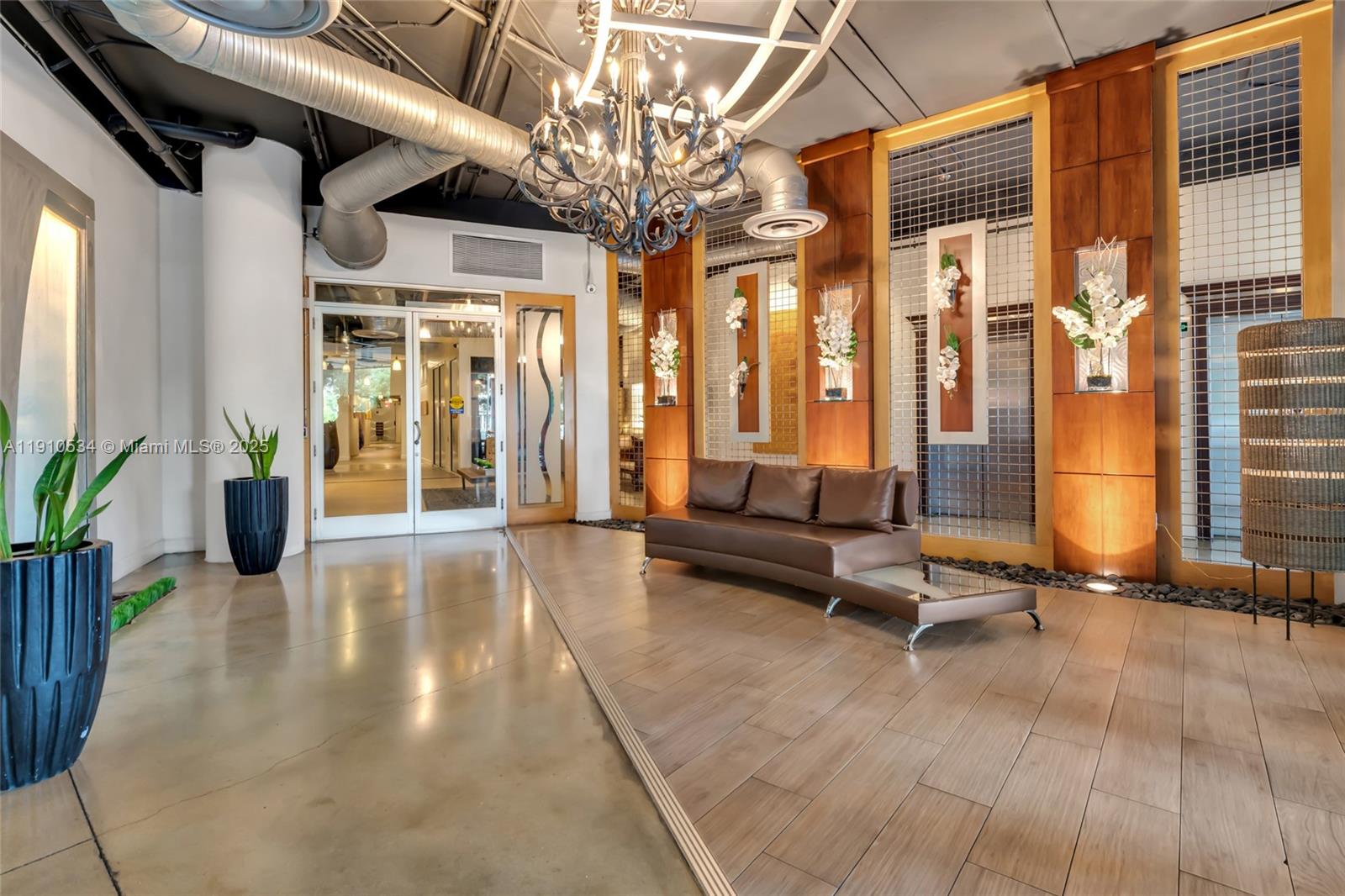 NEO LOFTS - Residential