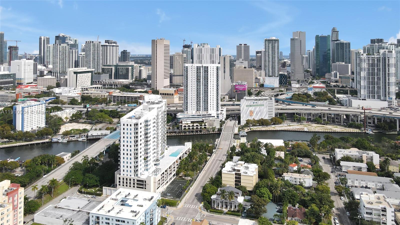 NEO LOFTS - Residential