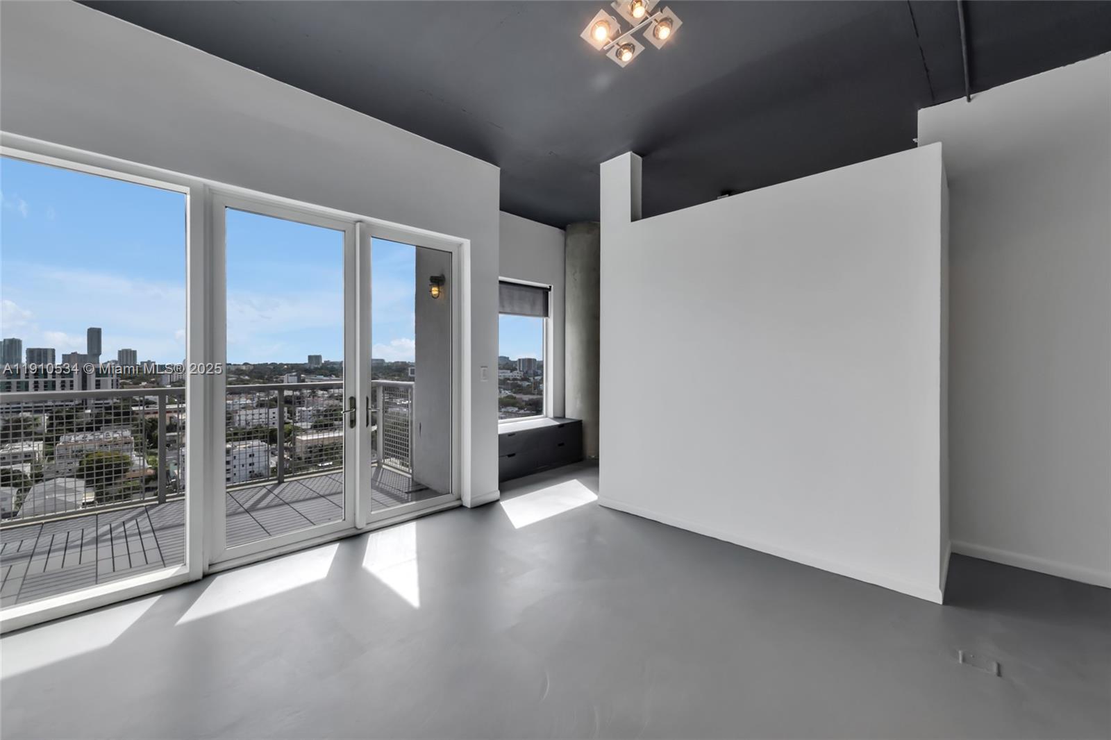 NEO LOFTS - Residential