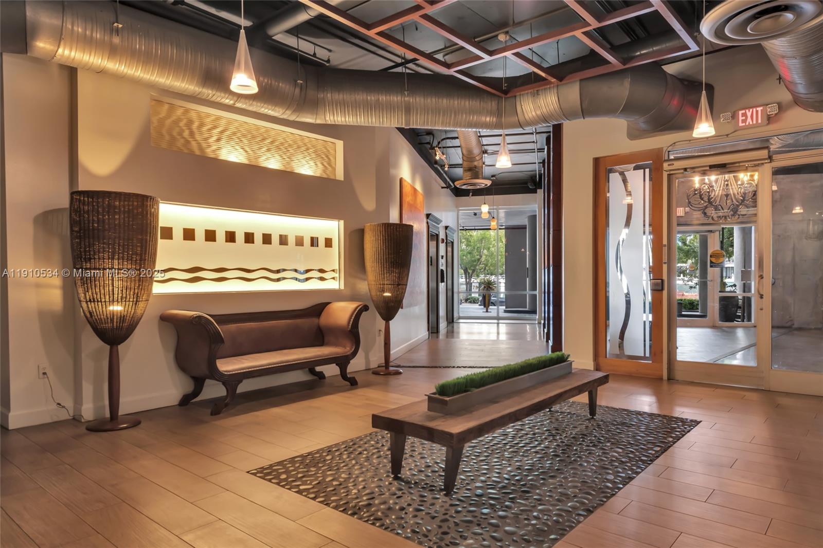 NEO LOFTS - Residential