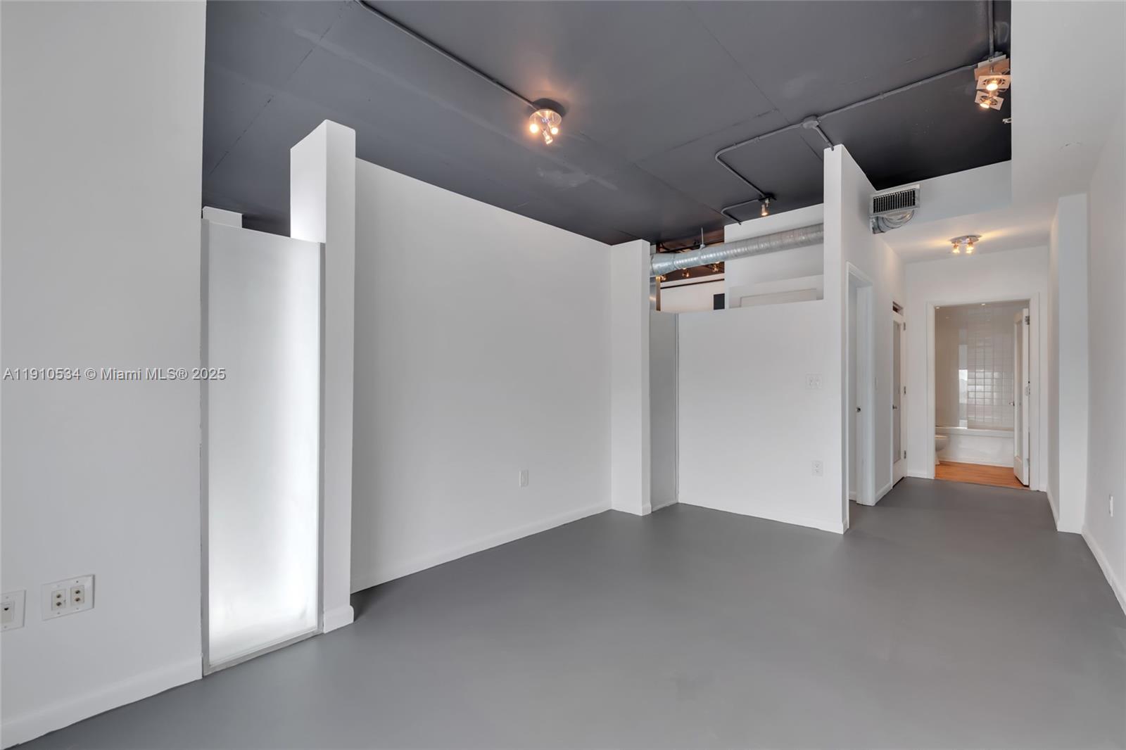 NEO LOFTS - Residential