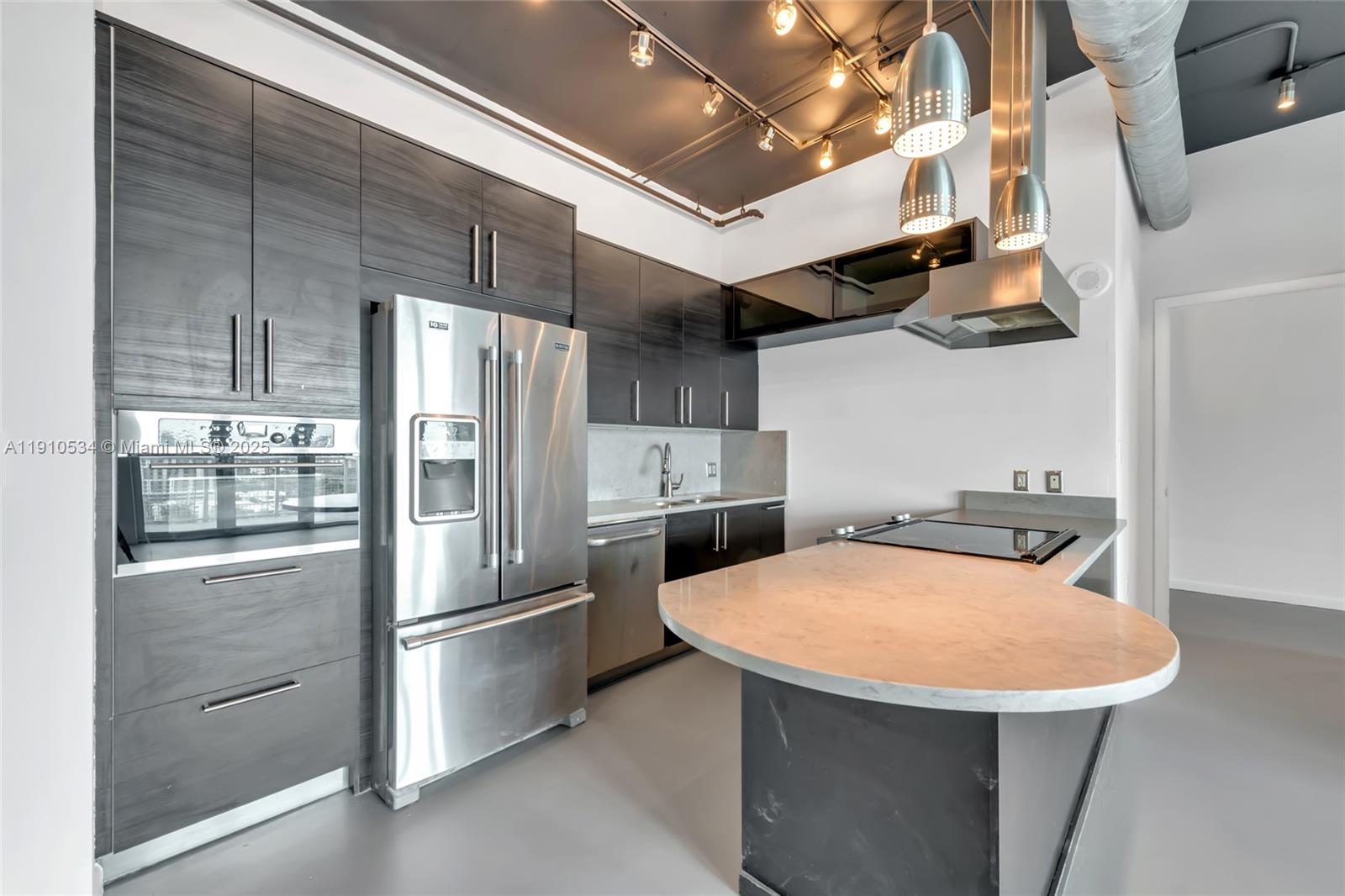 NEO LOFTS - Residential