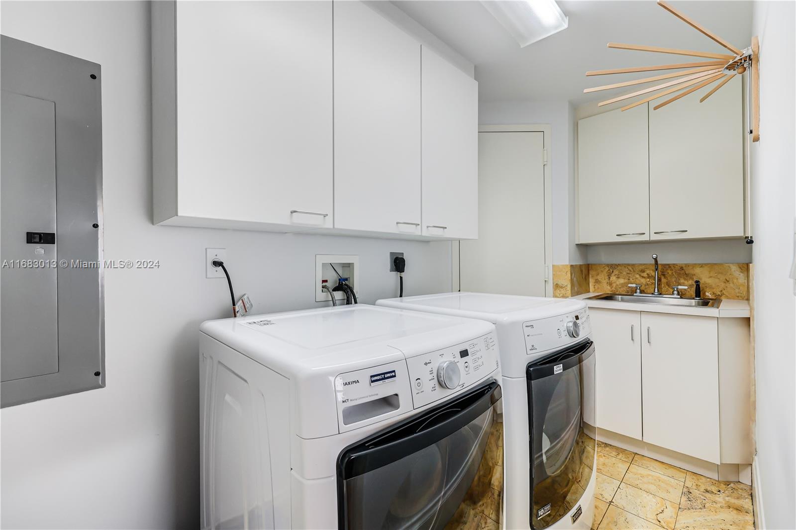 OCEAN TOWER TWO CONDO - Residential Lease