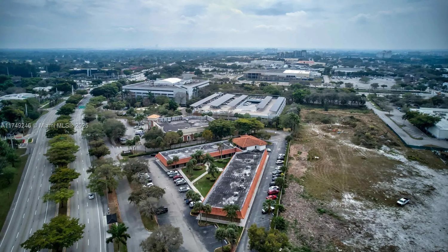 Plantation, Florida 33324, United States, ,Commercial,Pending,77762