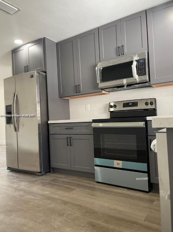 OSCEOLA PARK - Residential Lease