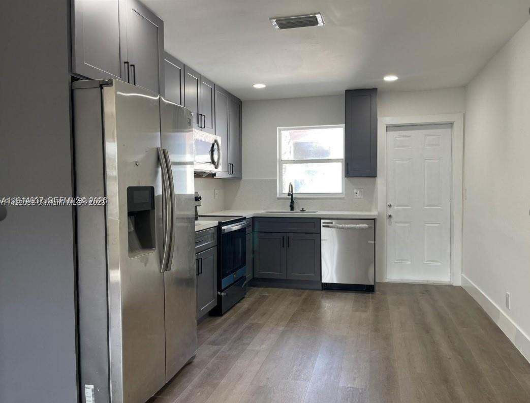 OSCEOLA PARK - Residential Lease