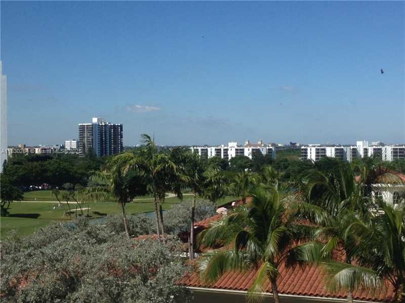 Beautifully Appointed 3-Bedroom with Golf & Sunset Views
This spacious and turnkey 3-bedroom, 3-bathroom residence offers 1,500 SF of refined living with a desirable split floor plan and elegant marble flooring throughout. Enjoy breathtaking golf course, lagoon, and sunset views from this high-floor unit.
Thoughtfully designed with custom closets, large bedrooms, and two assigned parking spaces. Ideally located just steps from Aventura Mall, supermarkets, banks, pharmacies, houses of worship, and only 5 minutes from the beach.
Turnberry Village is a luxury resort-style community with top-tier amenities including a championship golf course, state-of-the-art gym, children's play area, BBQ pavilion, infinity-edge pool, jacuzzi, party room, complimentary Wi-Fi, and more.