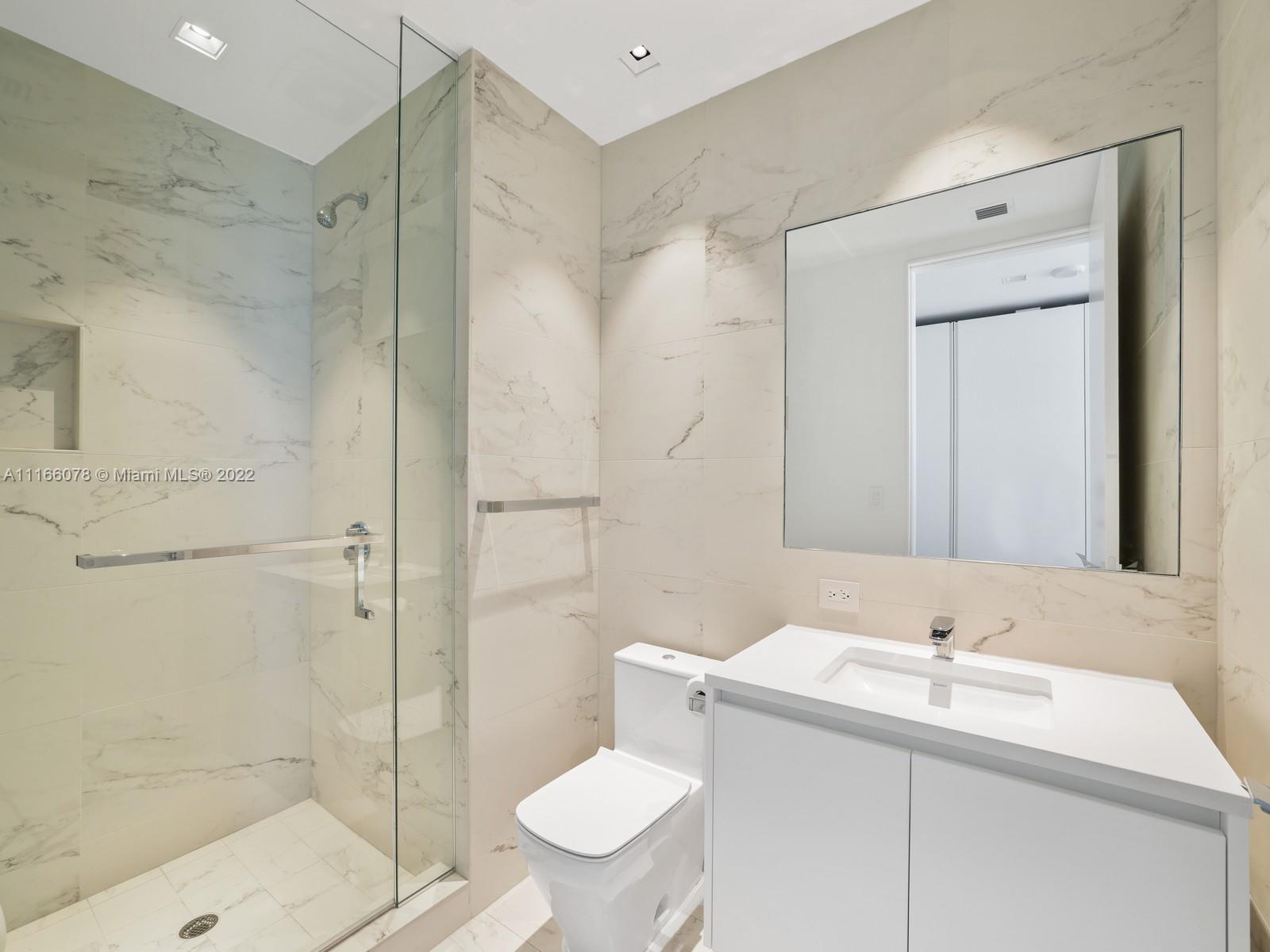 ONE THOUSAND MUSEUM CONDO - Residential