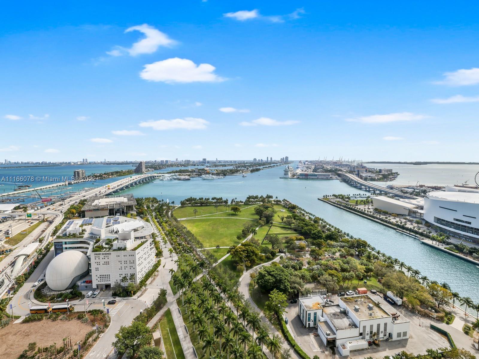 ONE THOUSAND MUSEUM CONDO - Residential