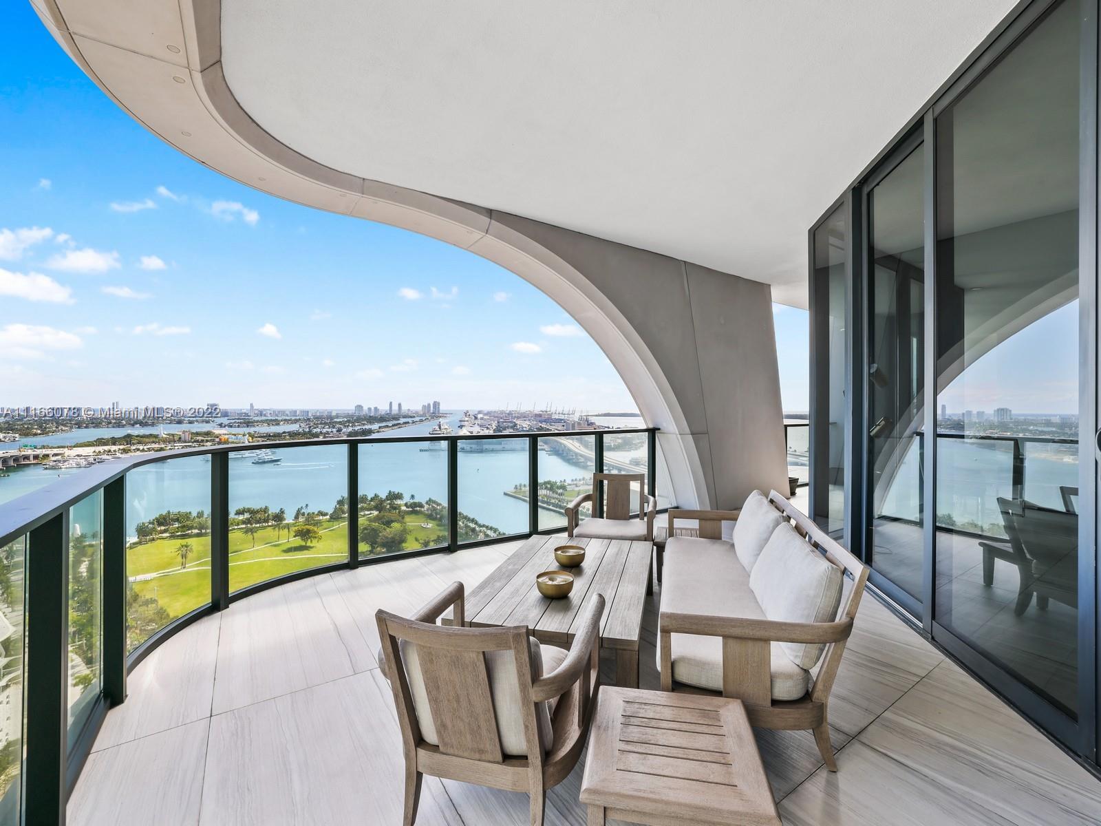 ONE THOUSAND MUSEUM CONDO - Residential