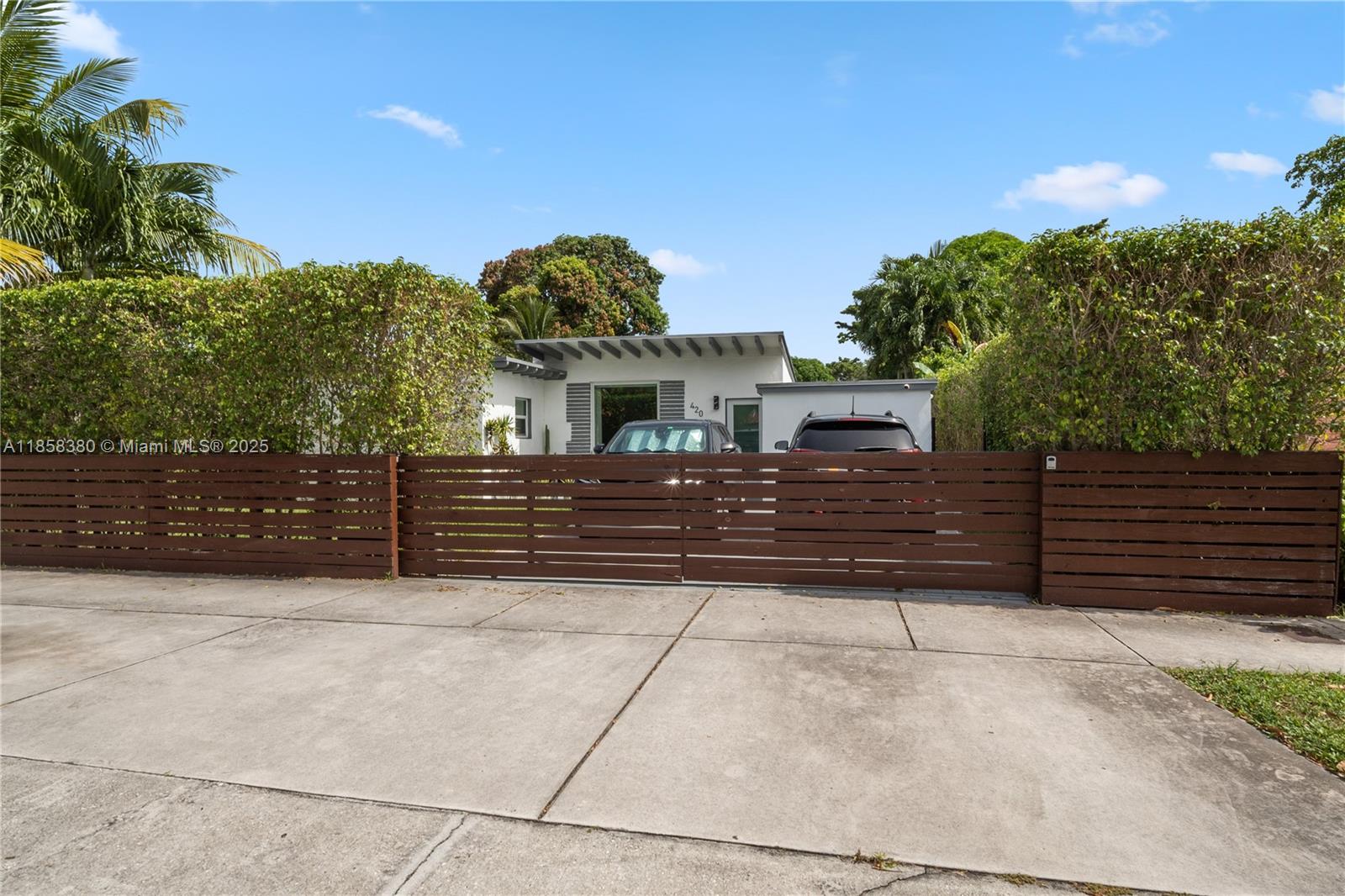 WEST MIAMI SHORES SEC D - Residential Lease