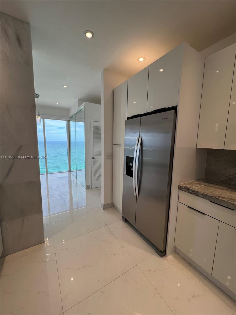 PARKER PLAZA CONDO ESTATE - Residential