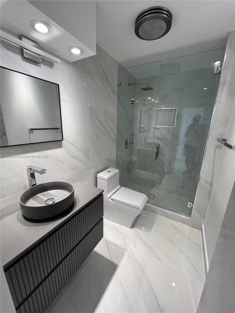PARKER PLAZA CONDO ESTATE - Residential