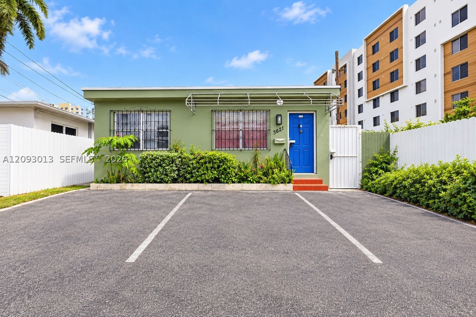 3621 NW 23rd Ave
