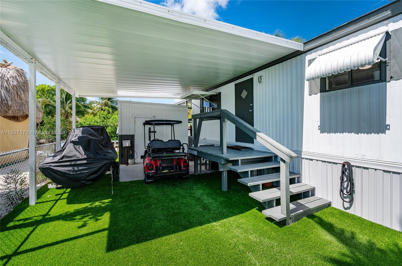 BERMUDA SHORES - Residential