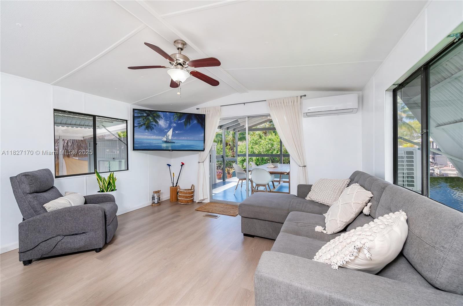 BERMUDA SHORES - Residential