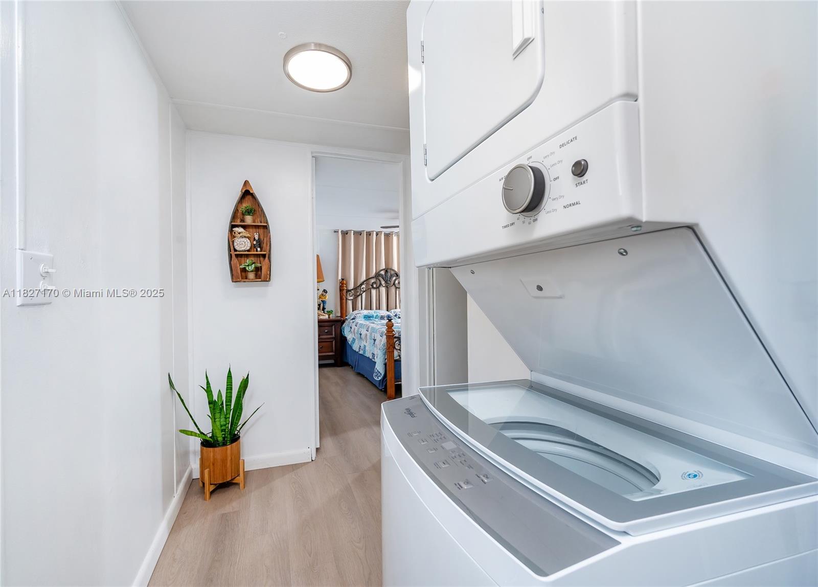 BERMUDA SHORES - Residential