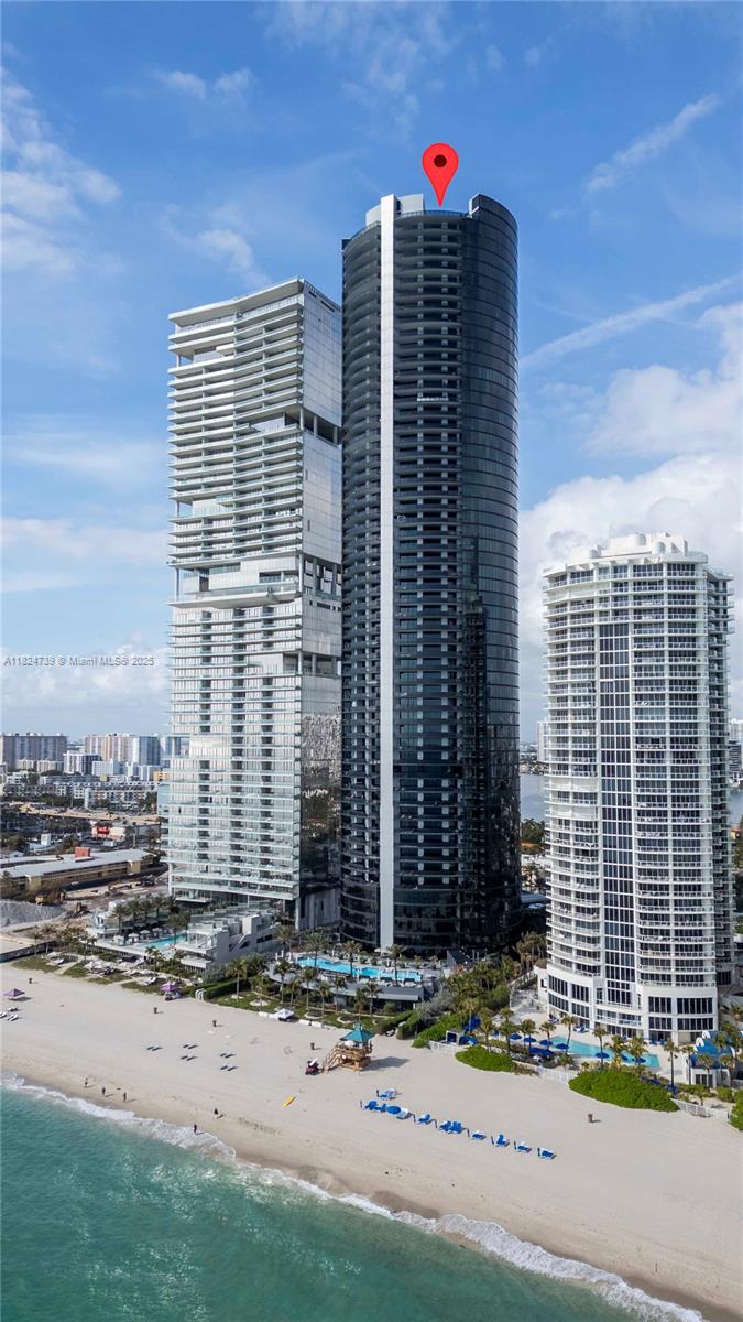 18555 COLLINS AVENUE COND - Residential
