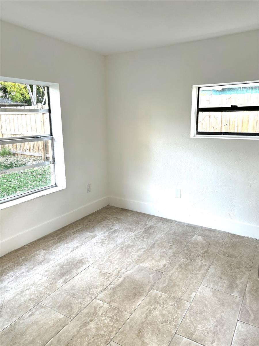 PICKET LANE - Residential Lease