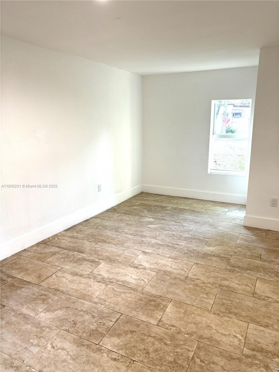 PICKET LANE - Residential Lease