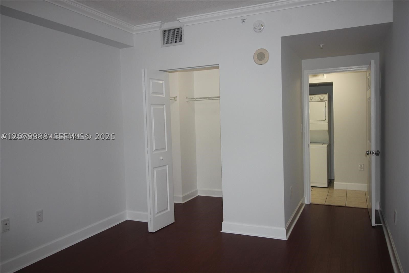 50 Menores Ave 611