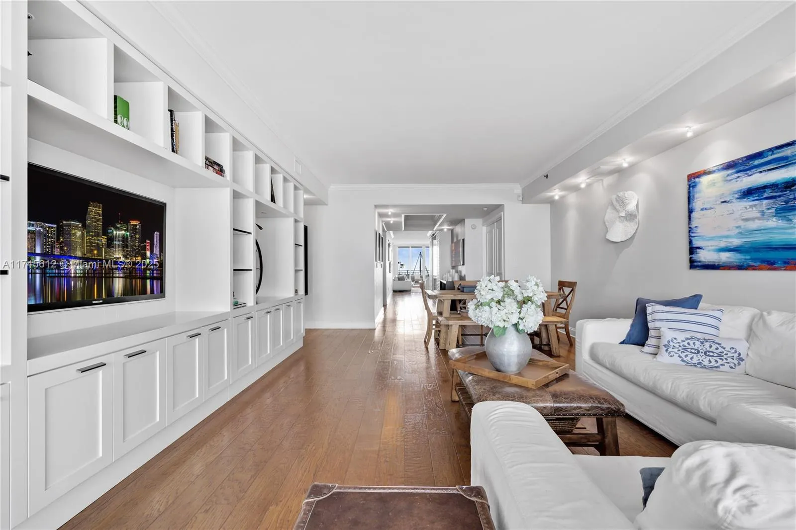 Key Biscayne, Florida 33149, United States, 3 Bedrooms Bedrooms, ,5 BathroomsBathrooms,Residential,Pending,4023