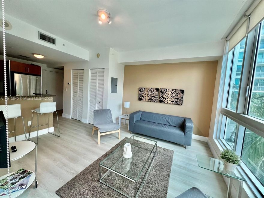 Welcome to urban living at its finest! Discover the epitome of modern comfort and convenience in this sought after "11" line, fully furnished one-bedroom nestled in the heart of downtown. Amazing city views and partial water views condo, it is the ideal haven for those seeking a dynamic lifestyle without compromising on comfort. Woodgrain looking tile floors throughout, NW exposure. Cable and Internet included. One assigned parking space. Walk to Whole Foods, Brickell, Novikov Restaurant and Joe & the Juice downstairs, plus 17-screen Silverspot Cinema. Building offers luxurious life style, 24 hr front desk attended. Chic downtown living at its best! Pool is currently closed for repairs.