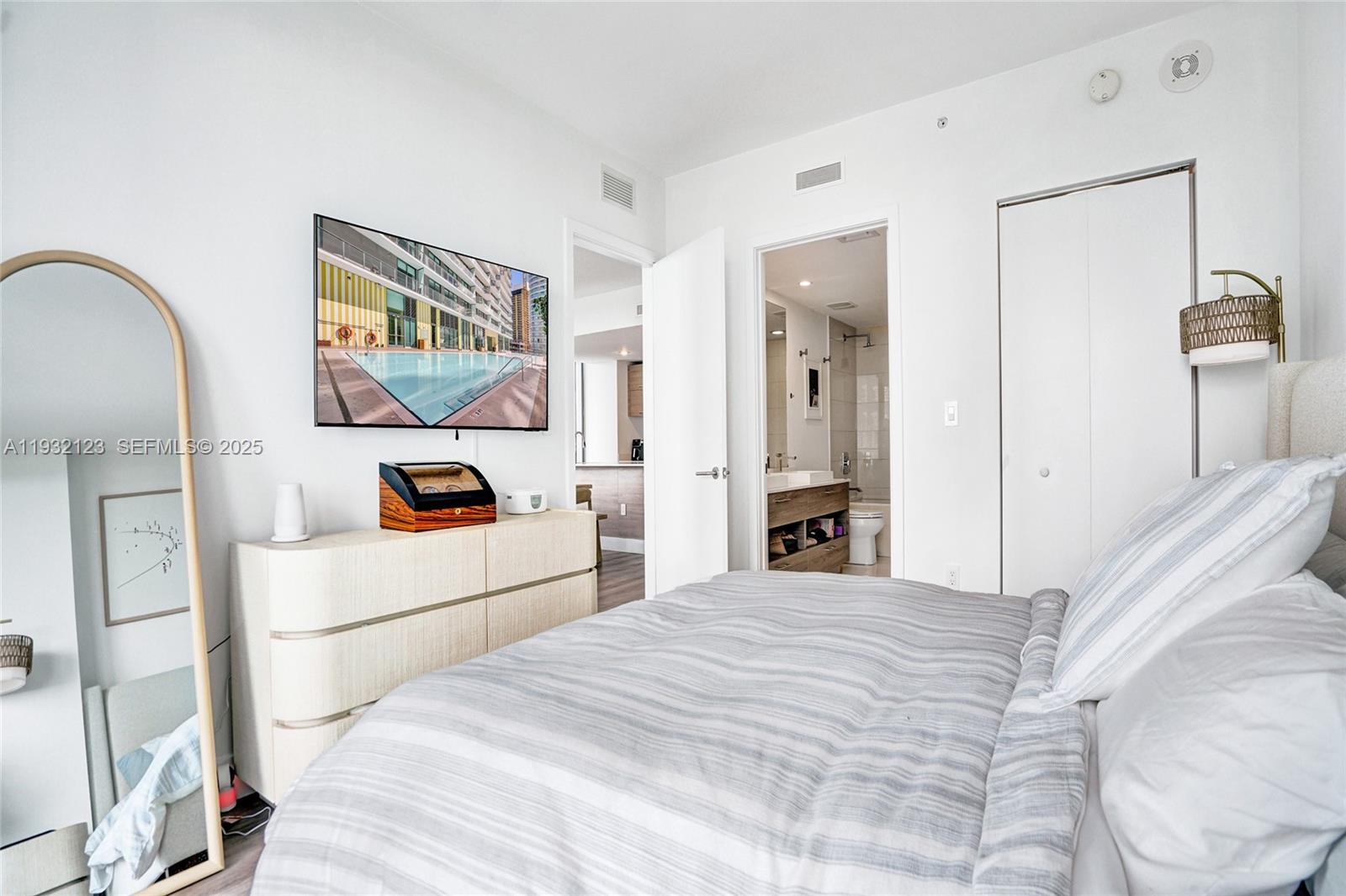 1300 S MIAMI AVENUE CONDO - Residential Lease