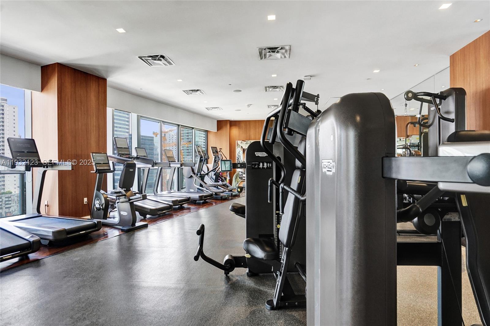 1300 S MIAMI AVENUE CONDO - Residential Lease