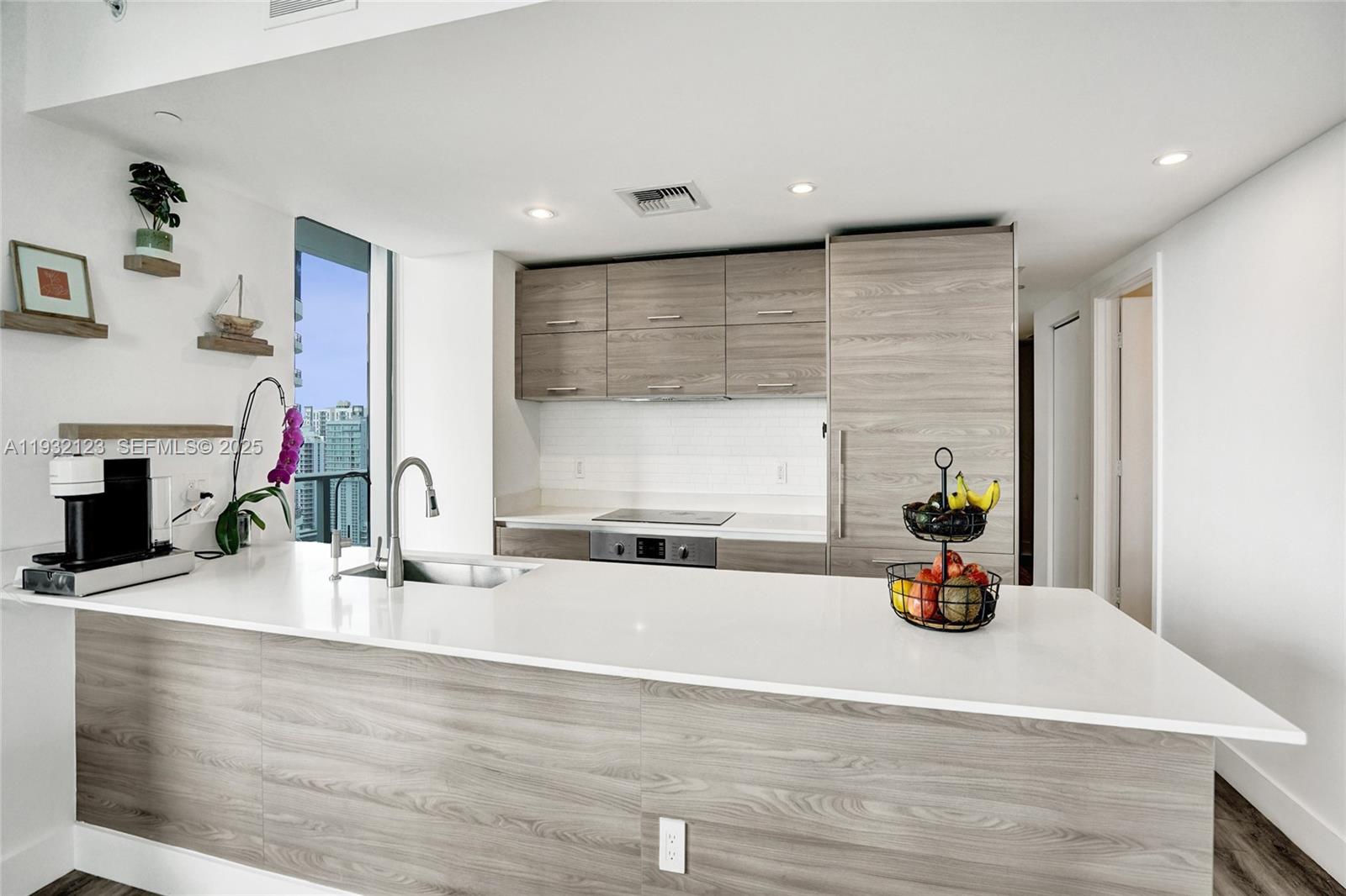 1300 S MIAMI AVENUE CONDO - Residential Lease