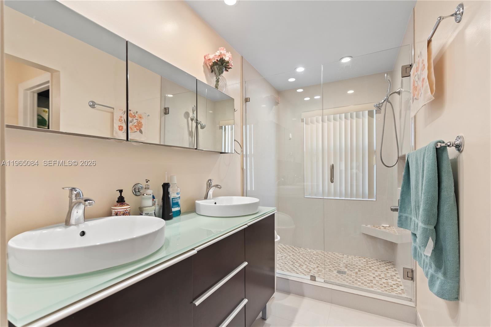 FLAMINGO ESTATES - Residential