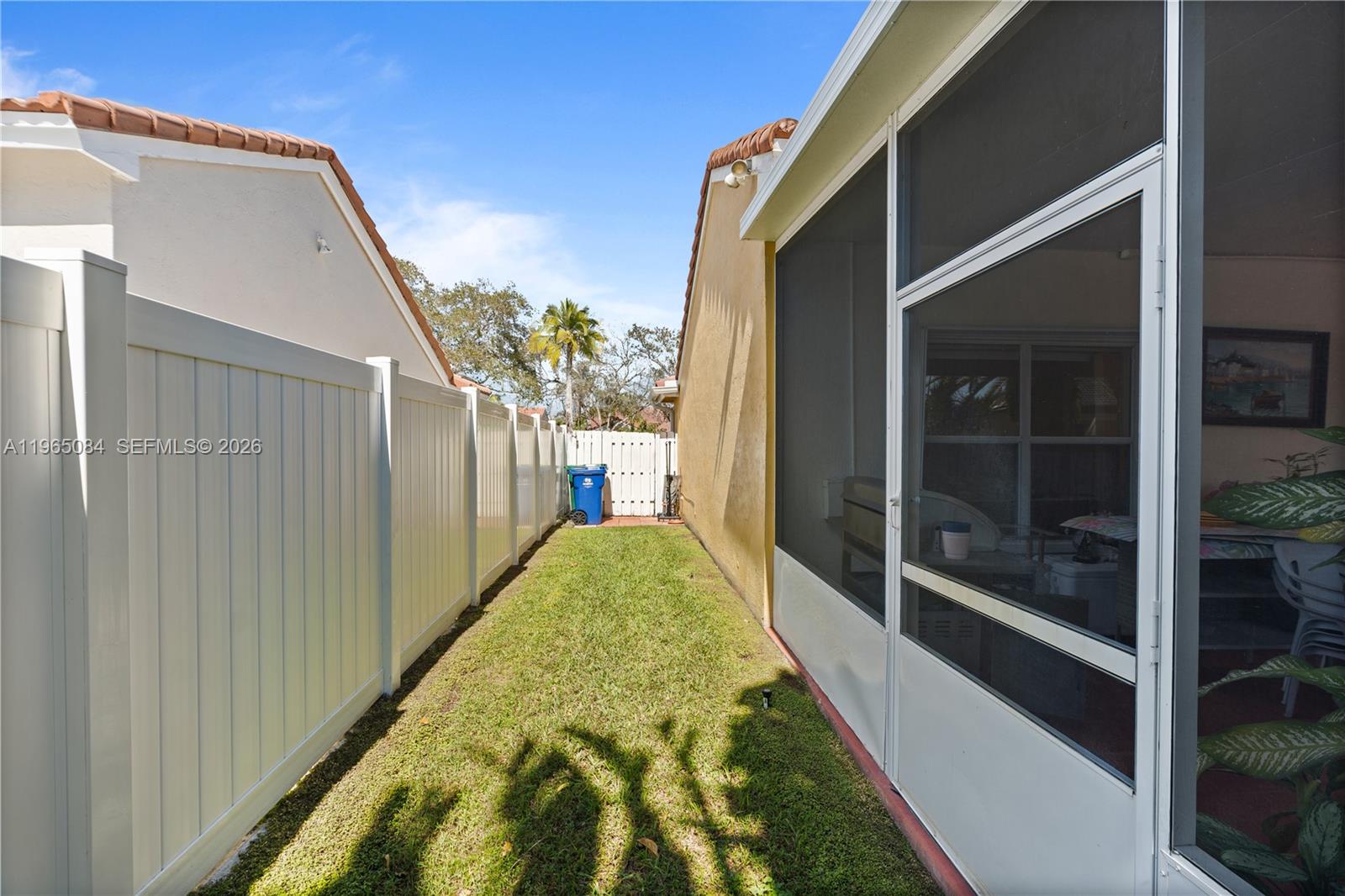 FLAMINGO ESTATES - Residential