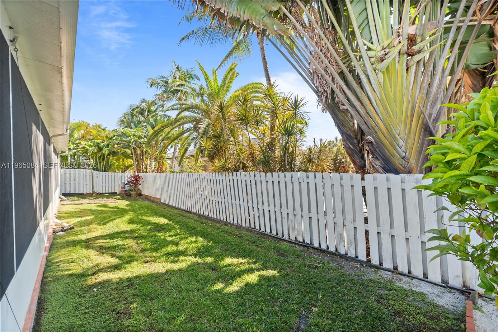 FLAMINGO ESTATES - Residential