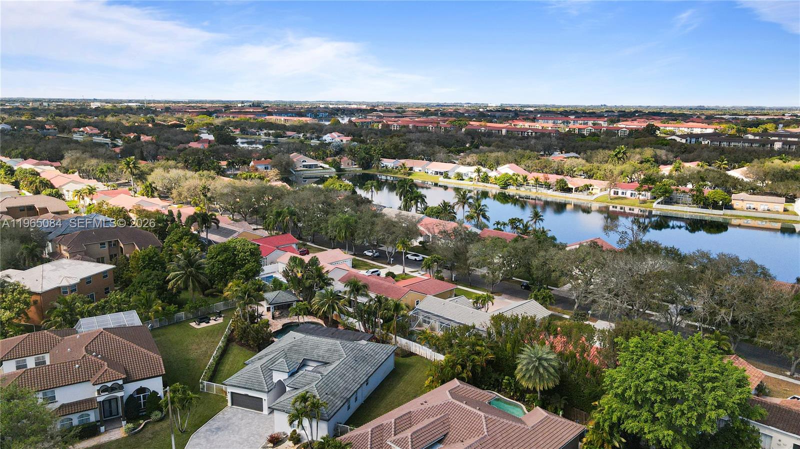 FLAMINGO ESTATES - Residential