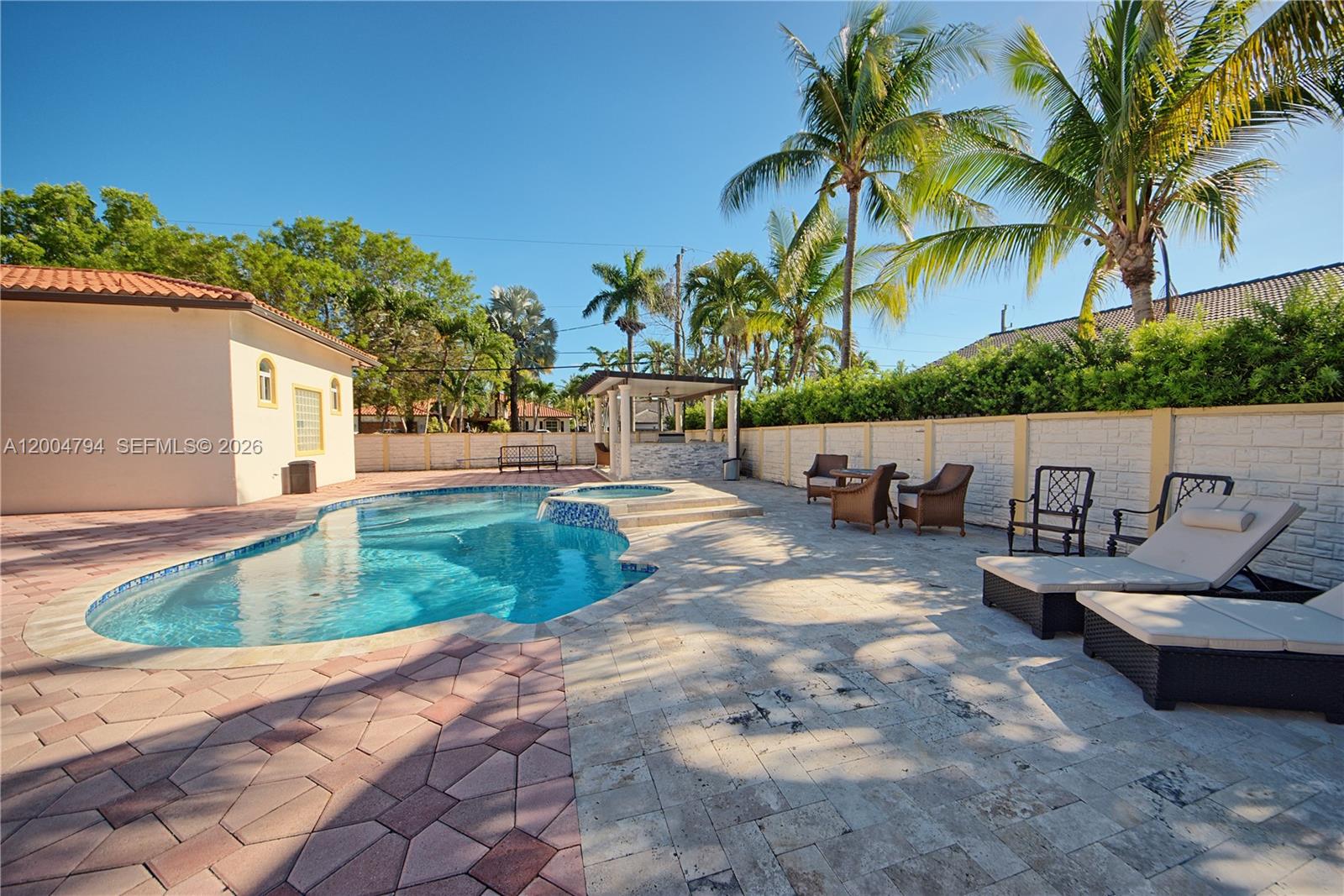 BLANC ESTATES - Residential