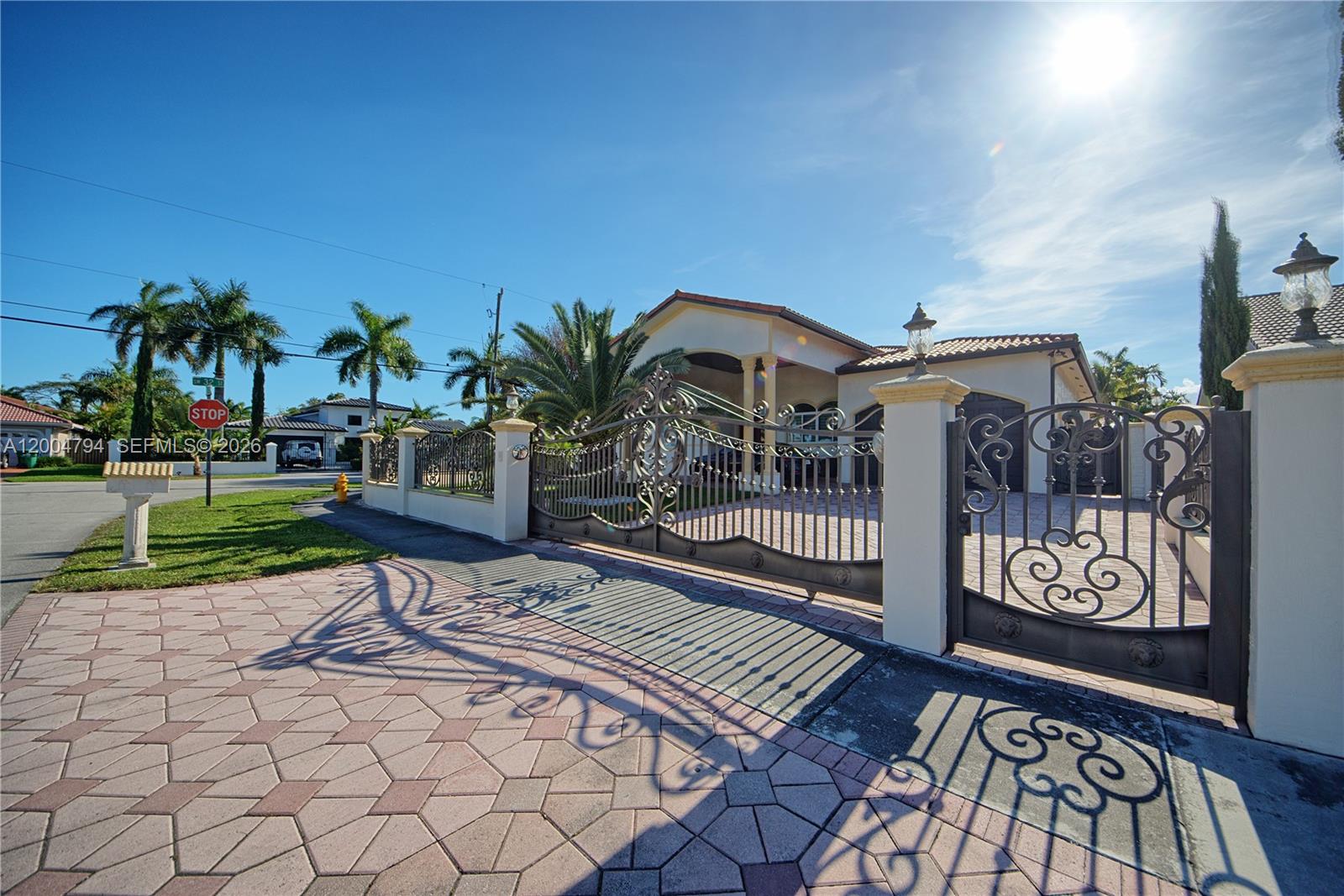 BLANC ESTATES - Residential