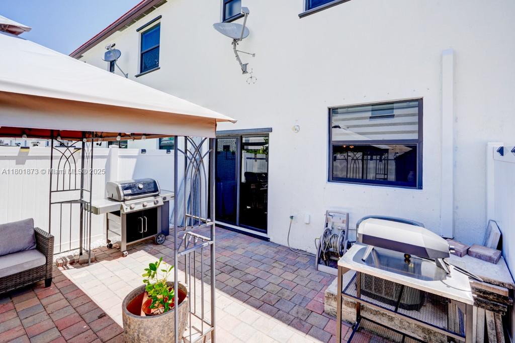 AQUABELLA SECTION TWO - Residential