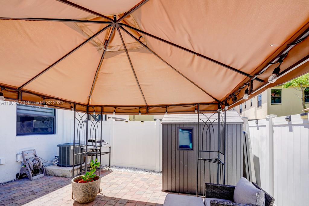 AQUABELLA SECTION TWO - Residential