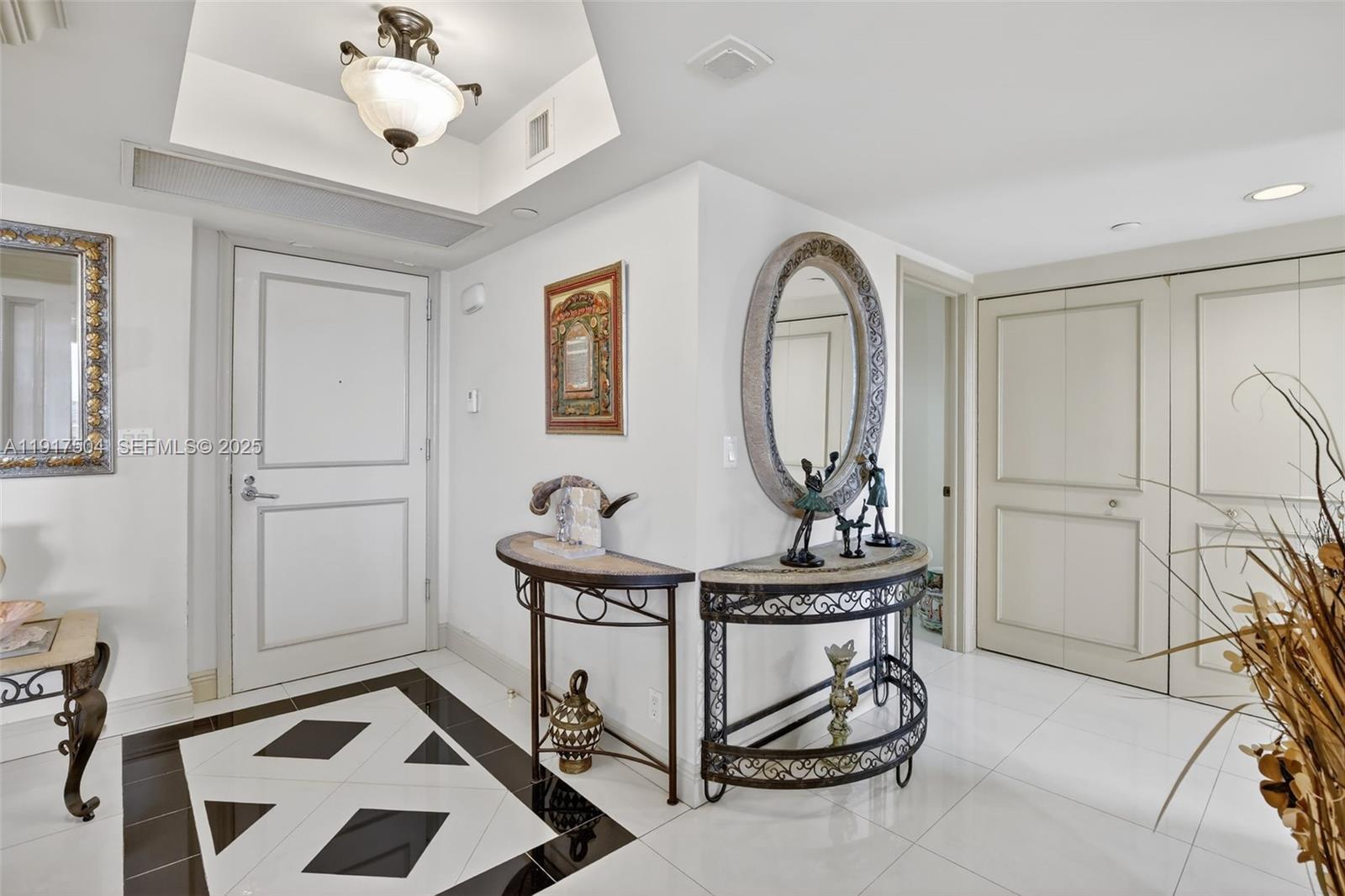 1000 ISL BLVD WILLIAMS IS - Residential