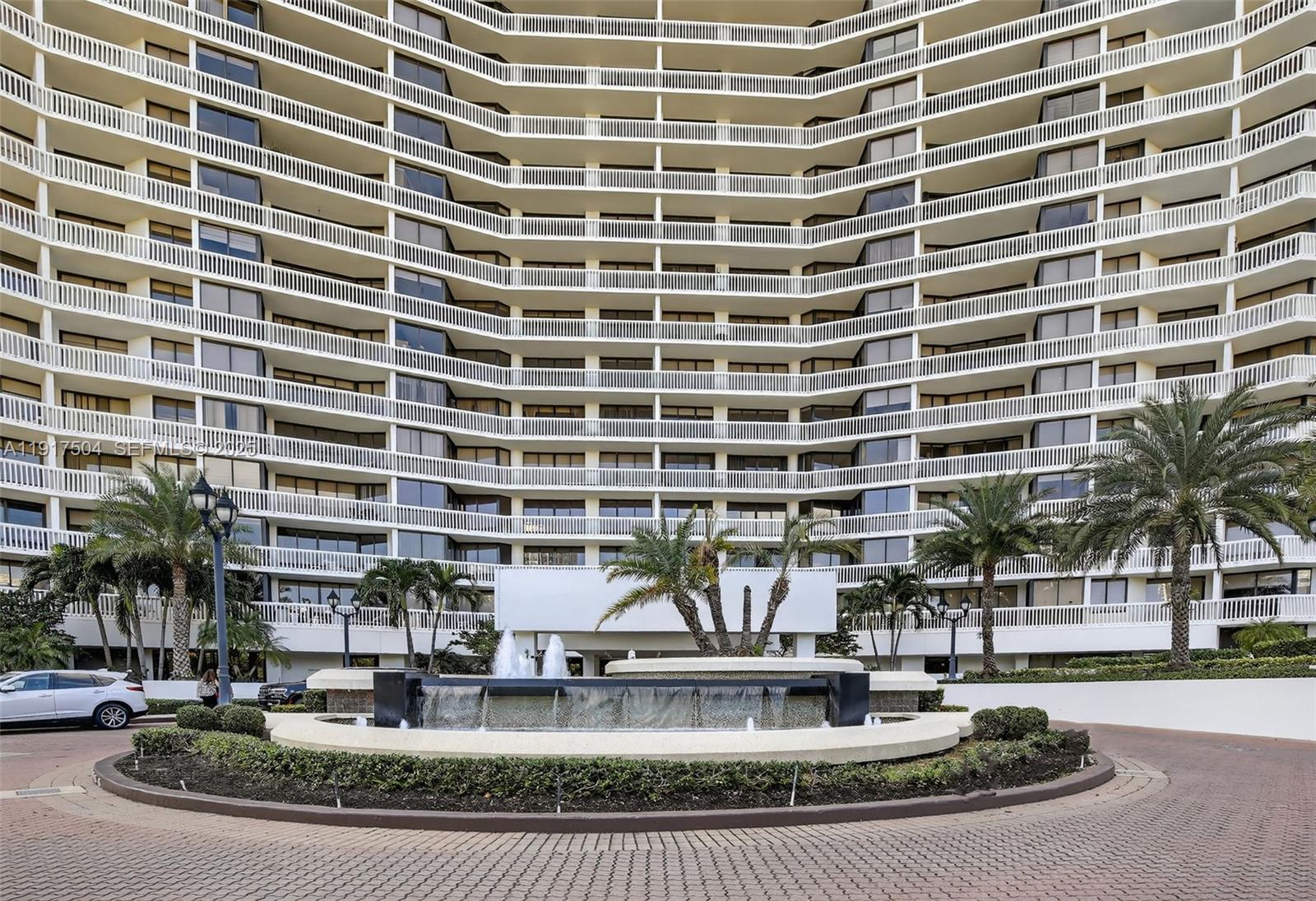 1000 ISL BLVD WILLIAMS IS - Residential