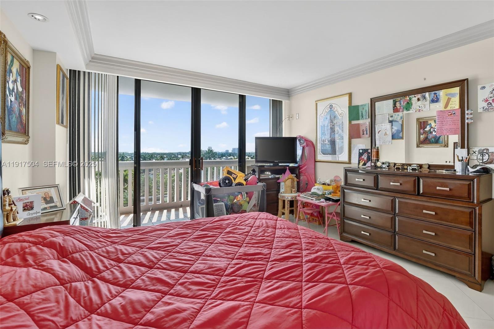 1000 ISL BLVD WILLIAMS IS - Residential