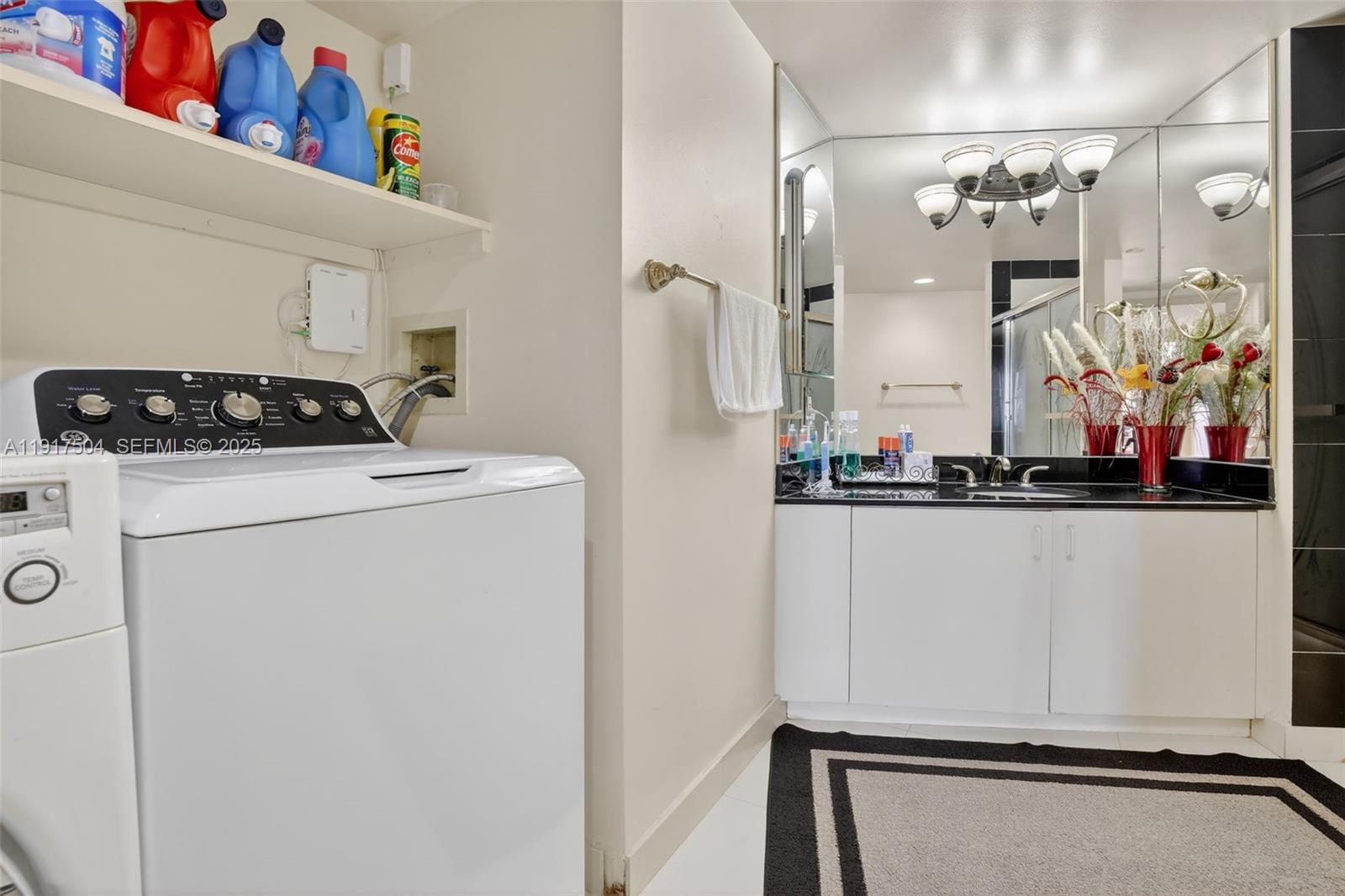 1000 ISL BLVD WILLIAMS IS - Residential