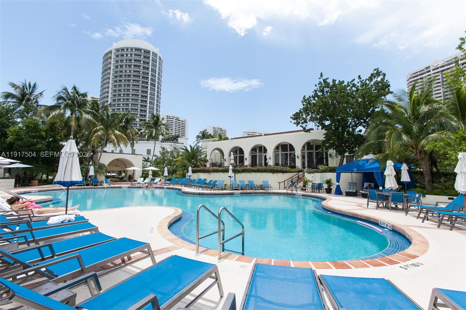 1000 ISL BLVD WILLIAMS IS - Residential