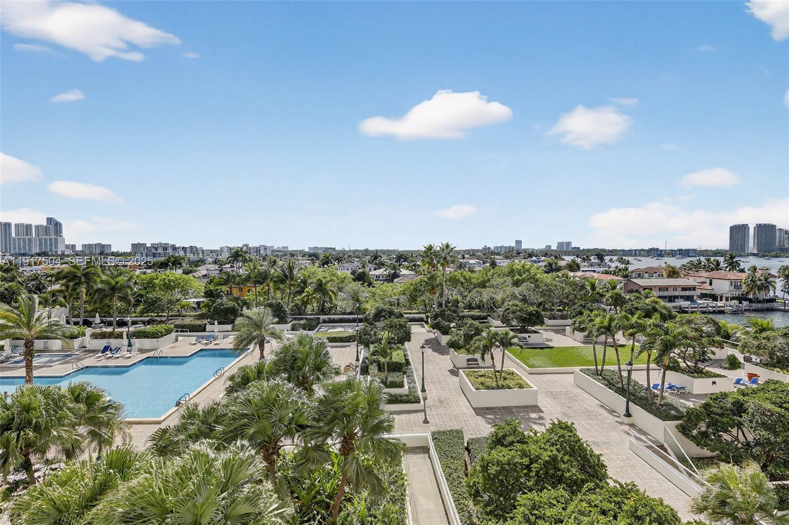 1000 ISL BLVD WILLIAMS IS - Residential